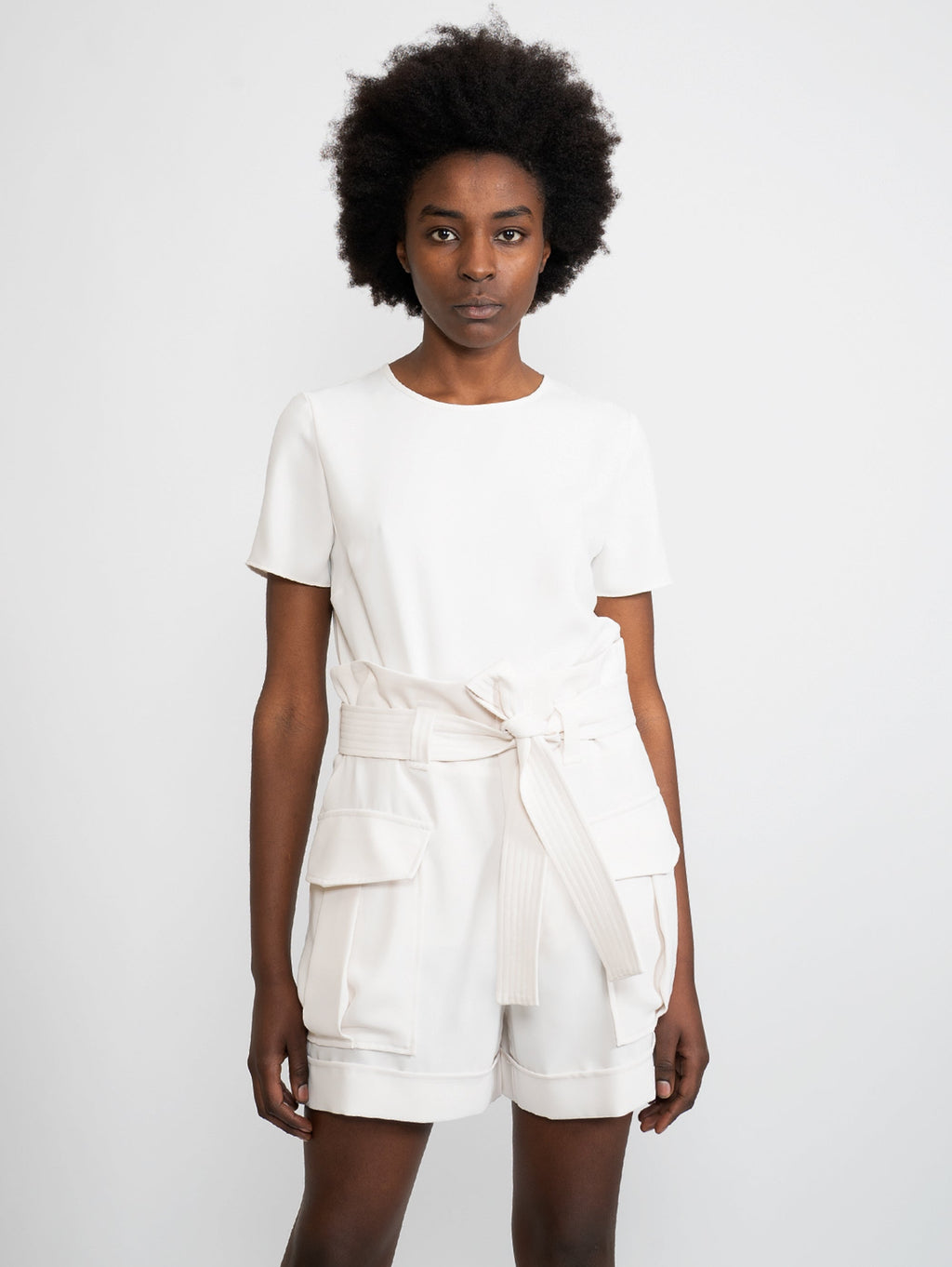 2026 New Arrival Shorts con Tasche a Toppa Panna