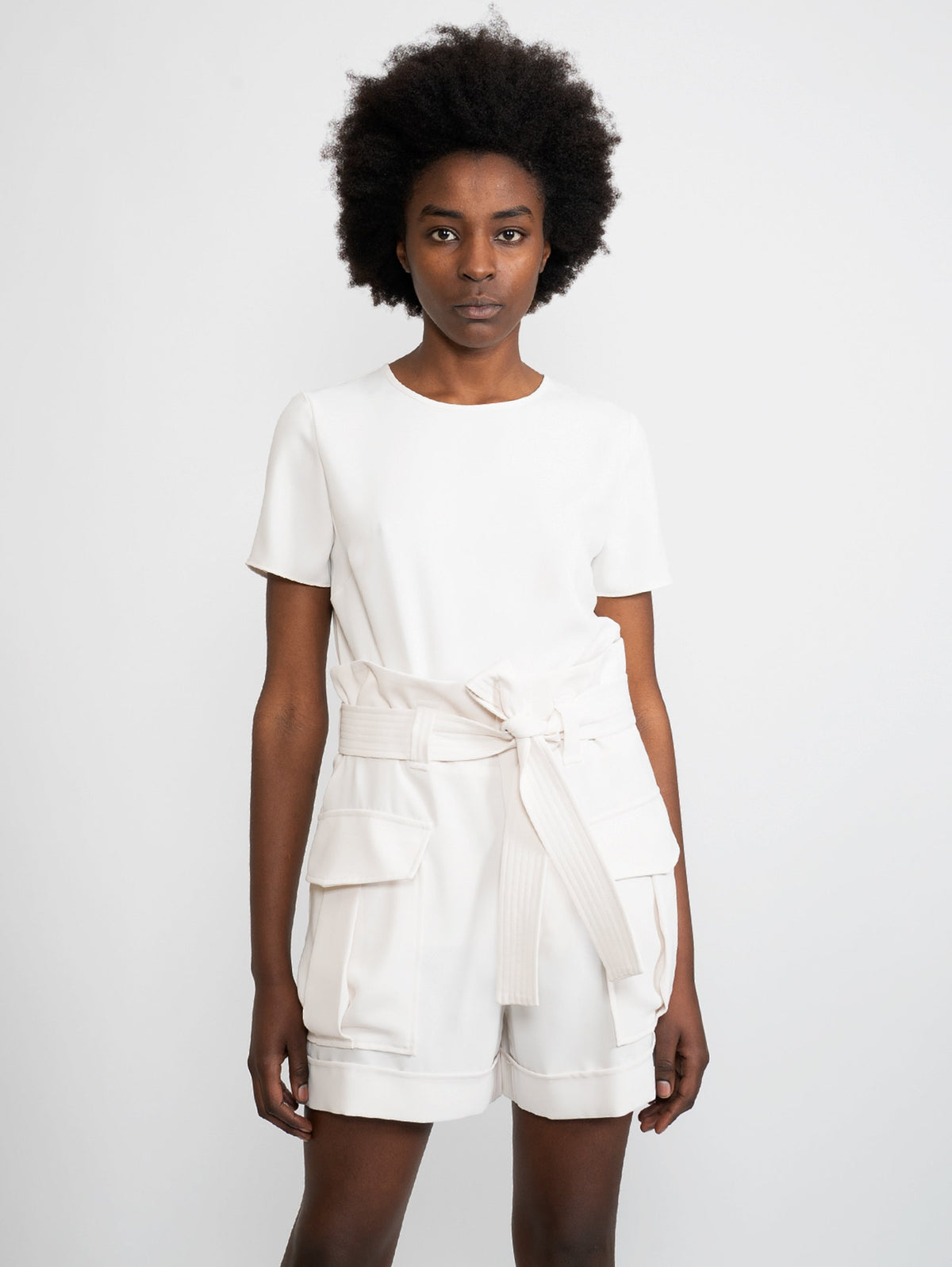 2026 New Arrival Shorts con Tasche a Toppa Panna