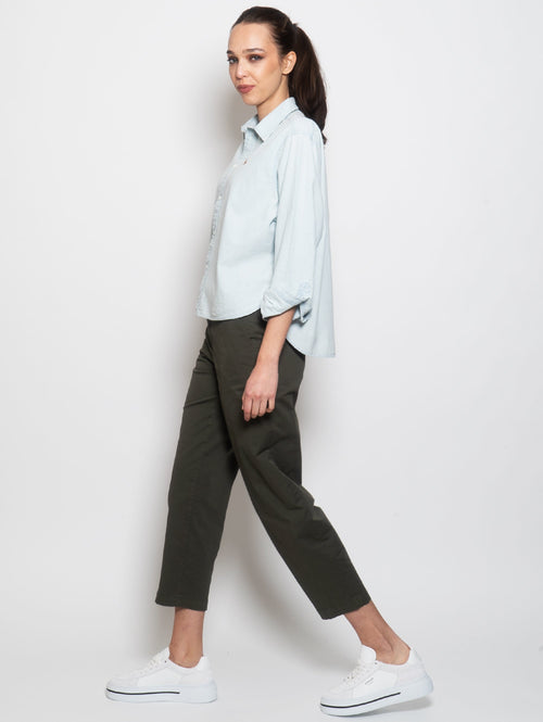 2026 New Arrival Camicia con Orlo Stondato in Chambray Celeste