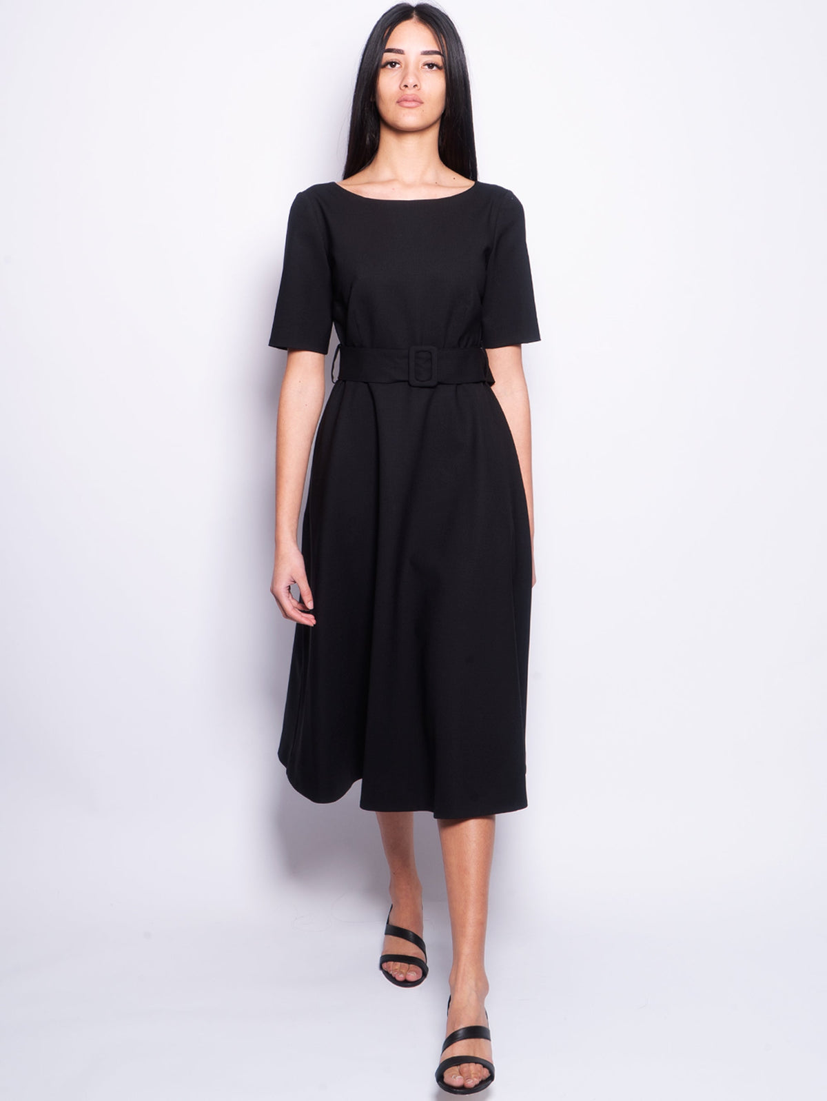2026 New Arrival Abito in Fresco Lana con Cintura Nero