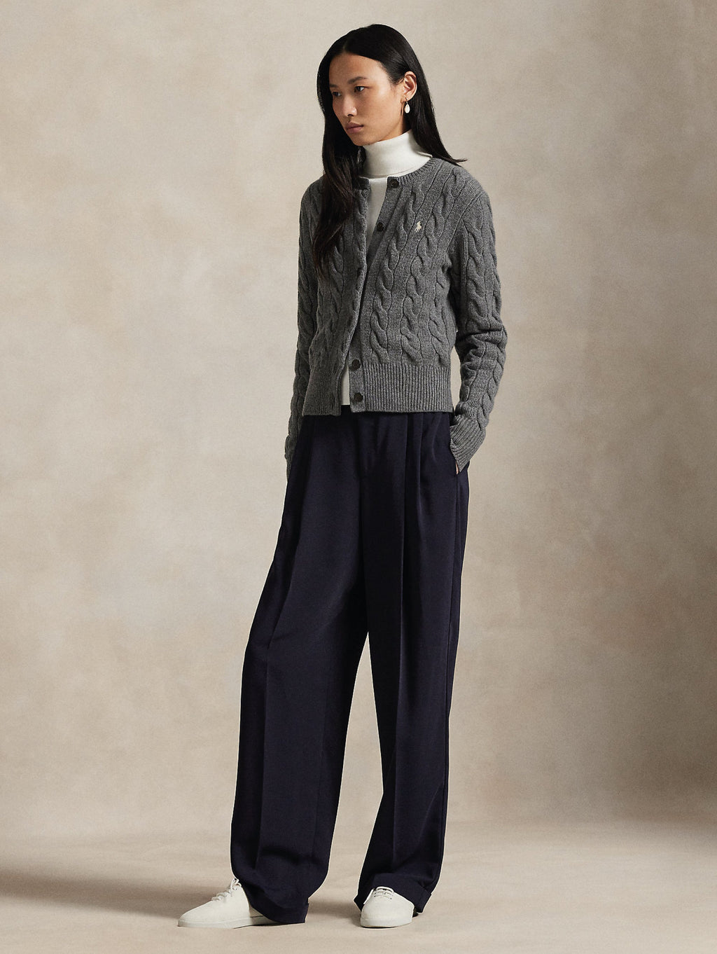 2026 New Arrival Cardigan Lavorato a Trecce in Misto Cashmere Grigio