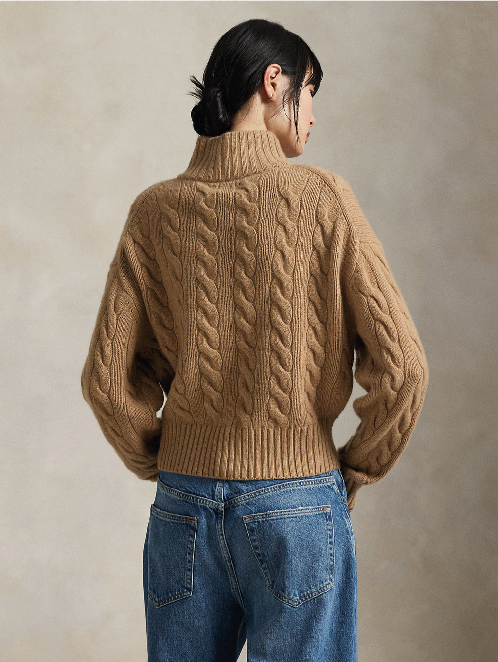 2026 New Arrival Maglia a Trecce in Lana con Mezza Zip Cammello