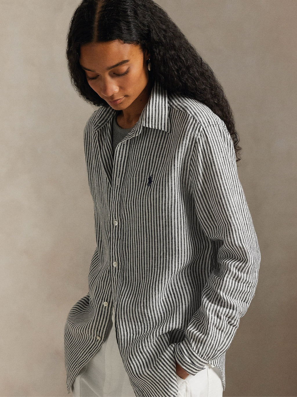 2026 New Arrival Camicia a Righe in Lino Classic Fit Nero/Bianco