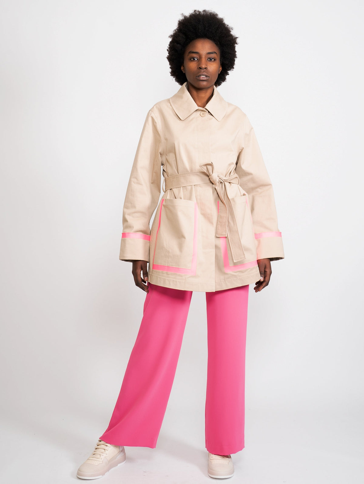 2026 New Arrival Trench con Bande Beige