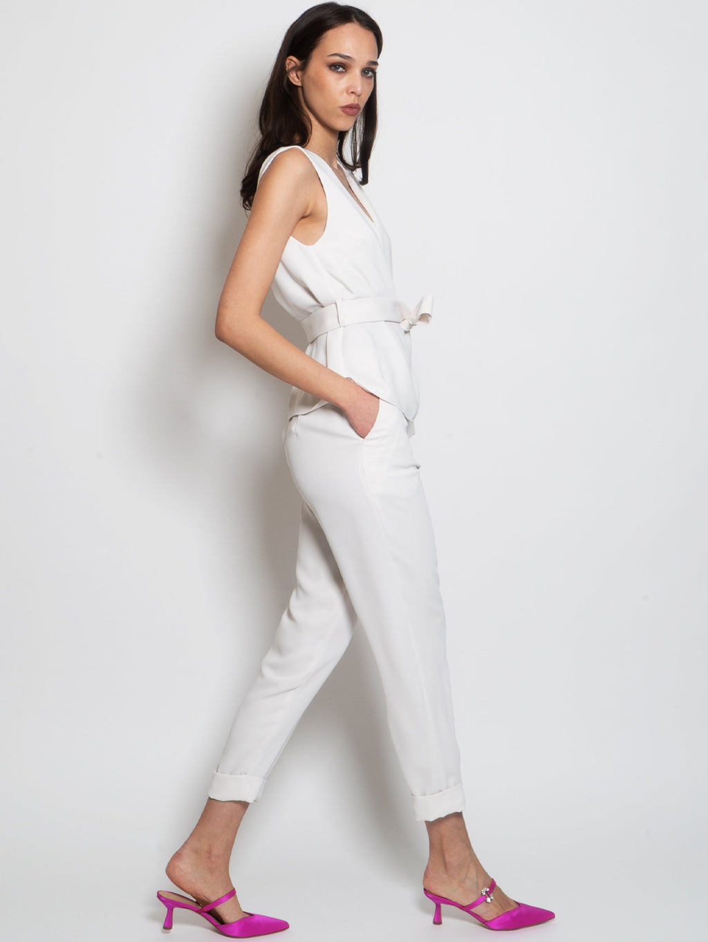 2026 New Arrival Top Senza Maniche con Cintura Panna