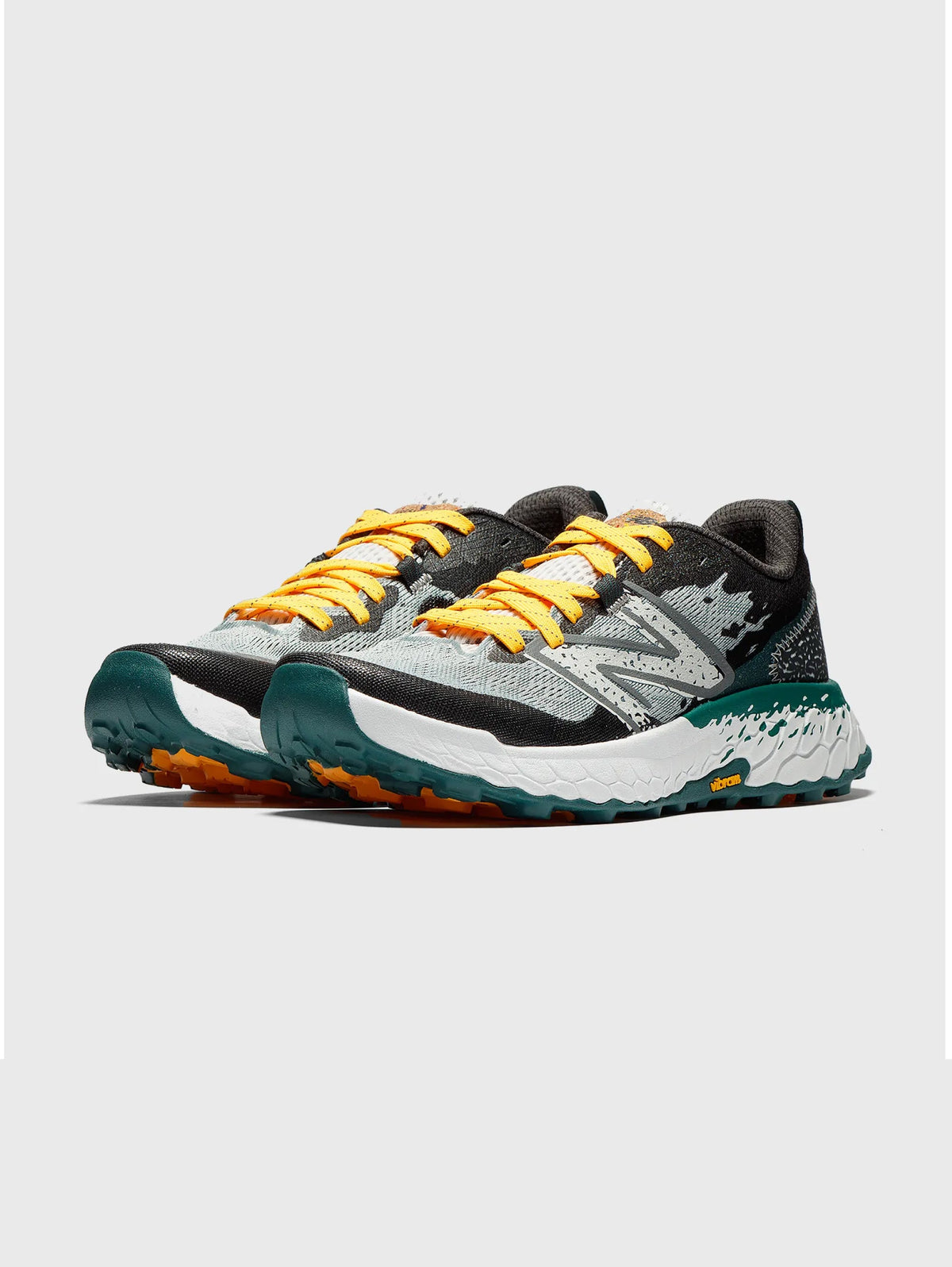 2026 New Arrival Sneakers da Corsa Hierro V7 da Uomo Grigio