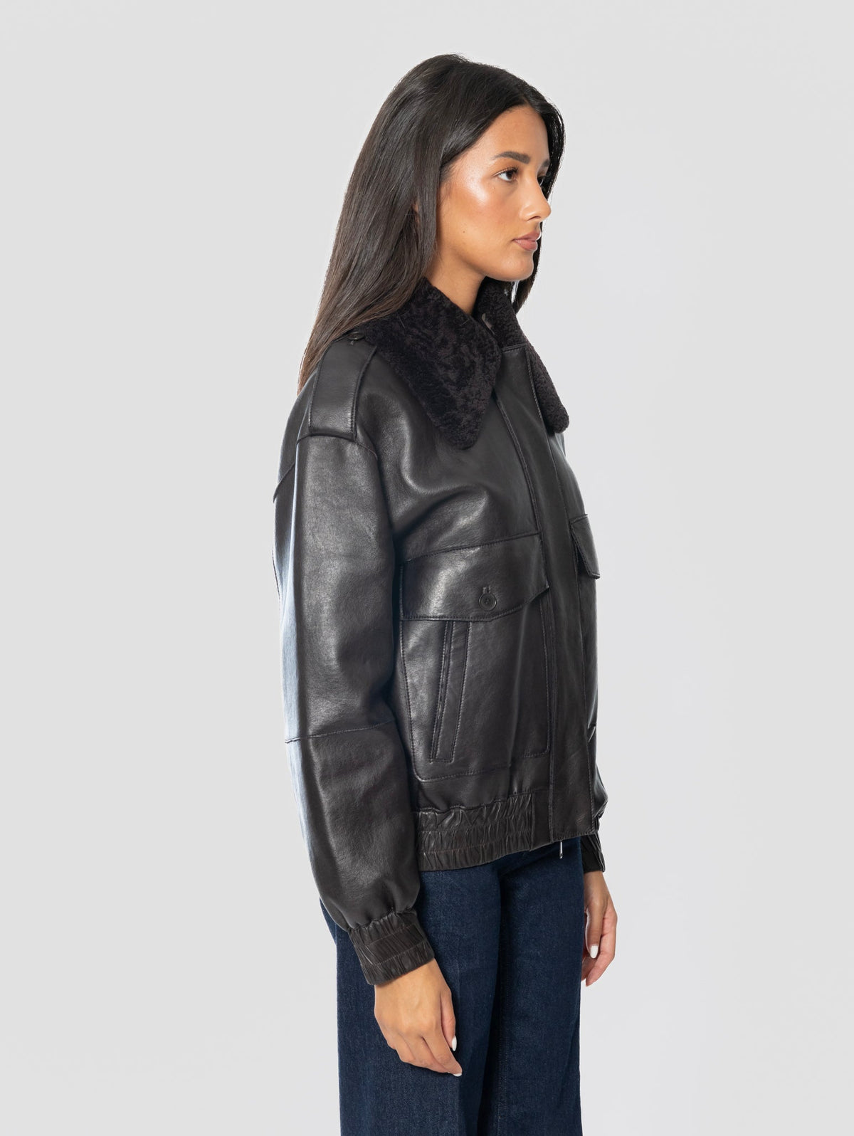 2026 New Arrival Bomber Pilot in Pelle con Collo Furry Testa di Moro