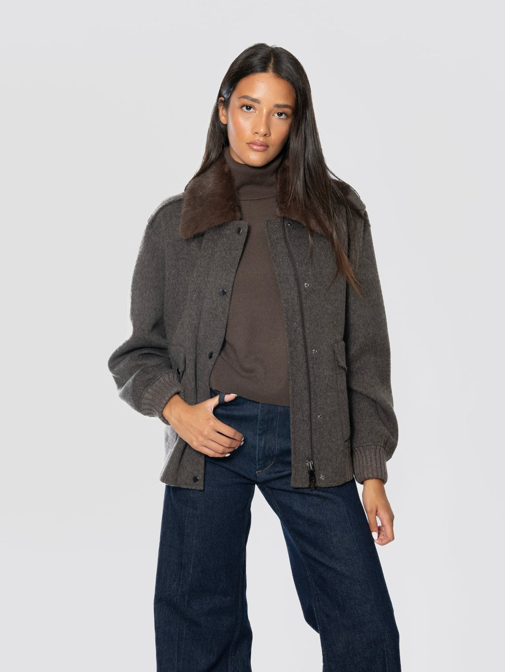 2026 New Arrival Bomber Pilot in Lana con Colletto in Pelliccia Marrone