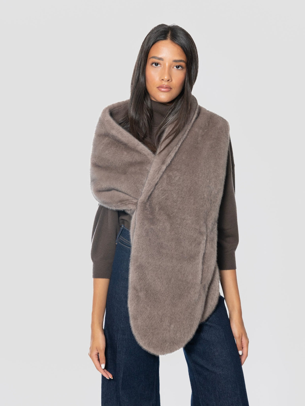2026 New Arrival Stola in Ecopelliccia Grigia
