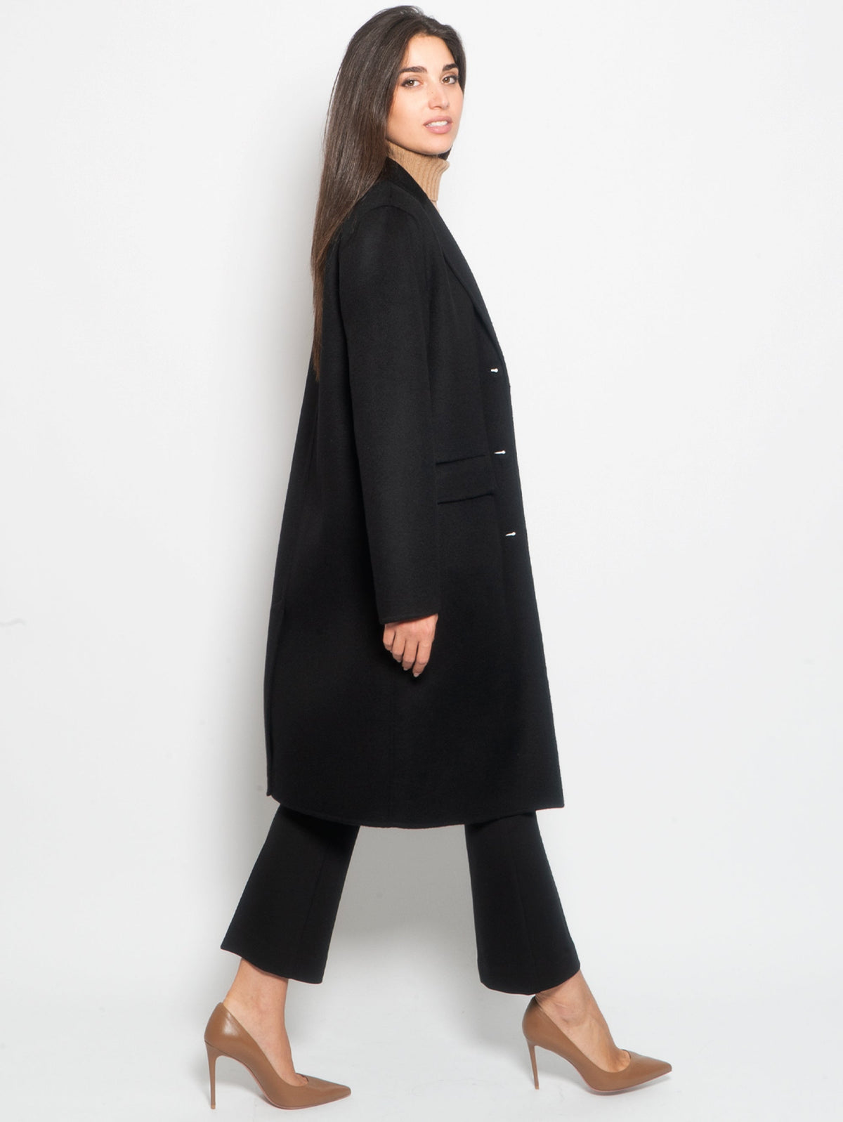 2026 New Arrival Cappotto un Petto in Lana Nero