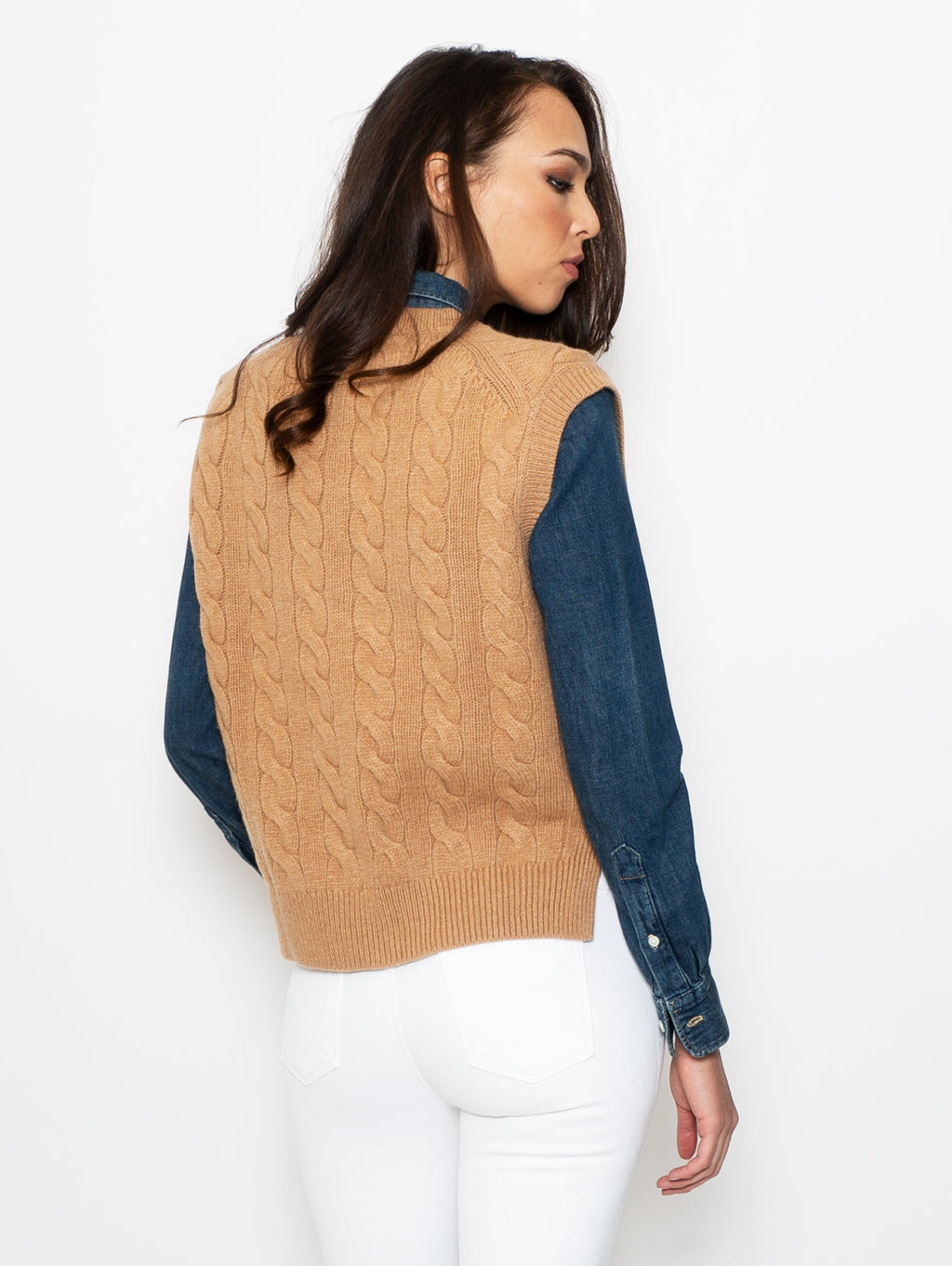 2026 New Arrival Gilet a Trecce Scollo a V Cammello