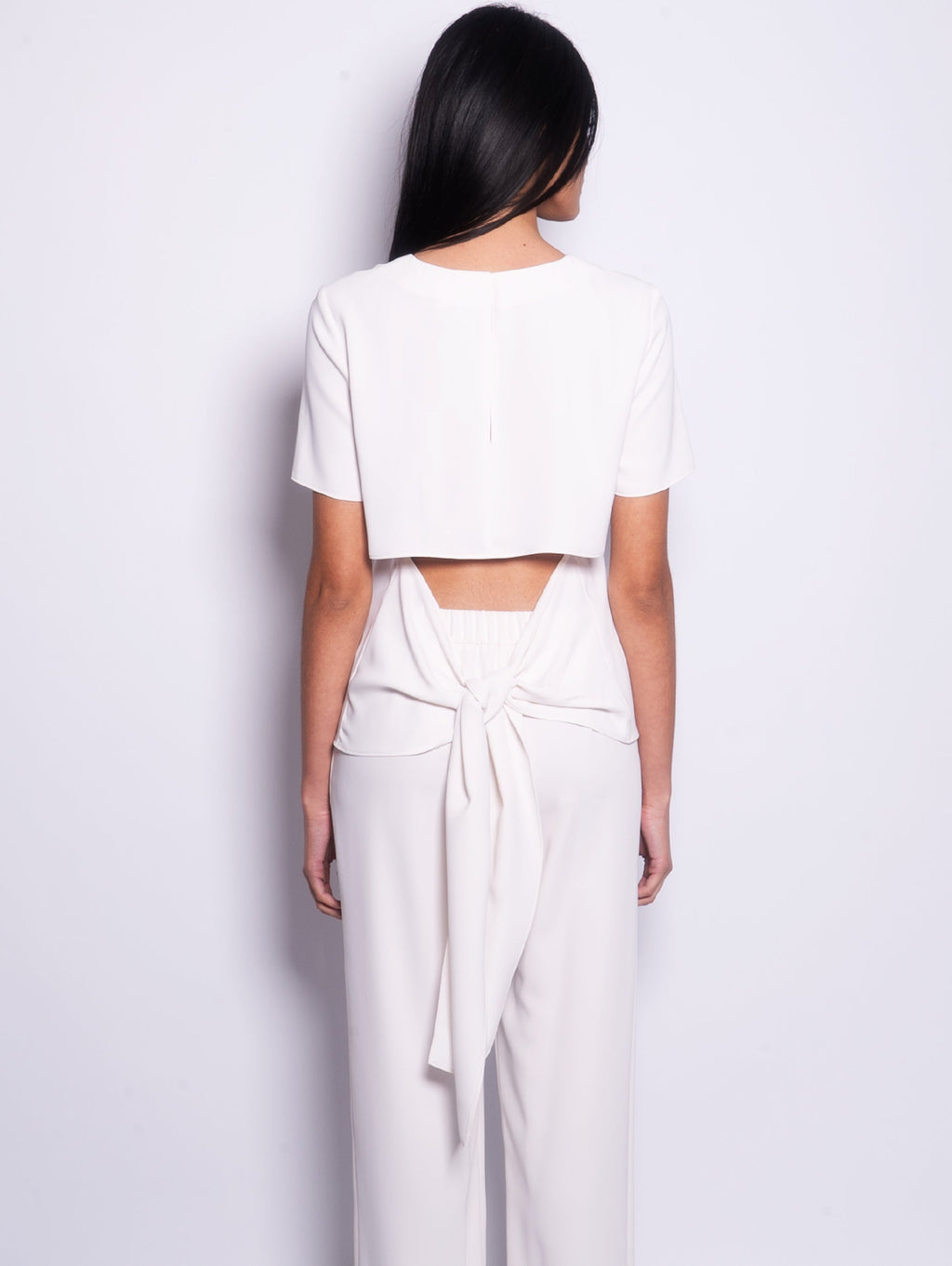 2026 New Arrival Blusa con Dettaglio Cut Out Panna