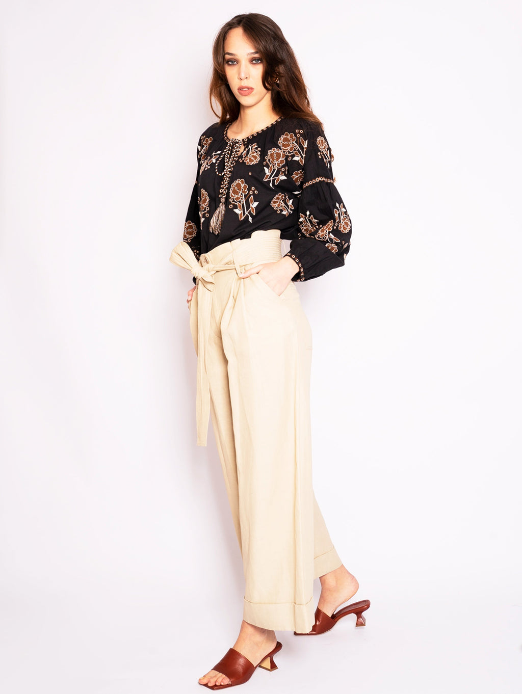 2026 New Arrival Pantaloni con Pinces Beige