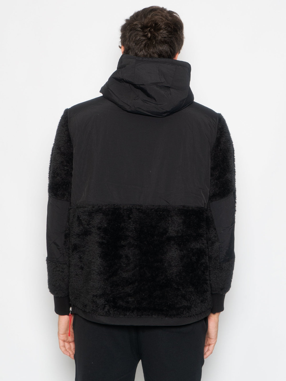 2026 New Arrival Felpa in Pile con Cappuccio e Mezza Zip Nero