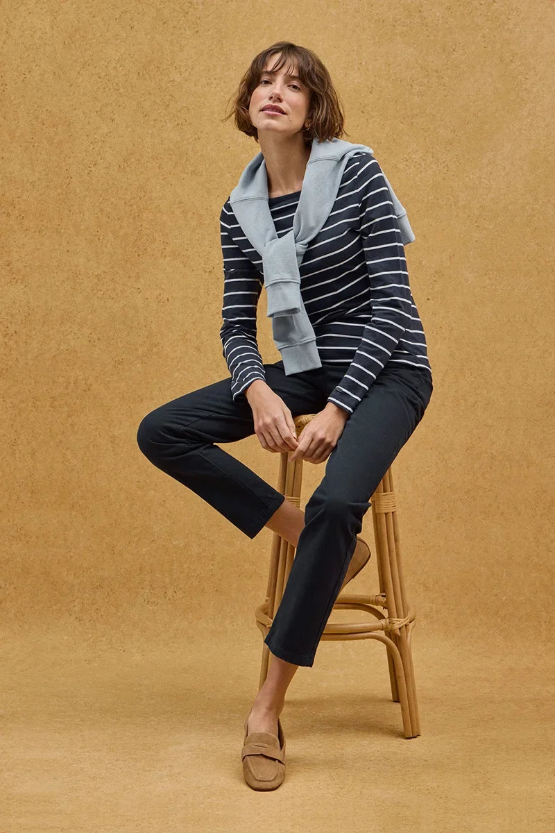 2026 New Arrival Striped T-shirt in navy blue and white with boat neck and Polo Club logo