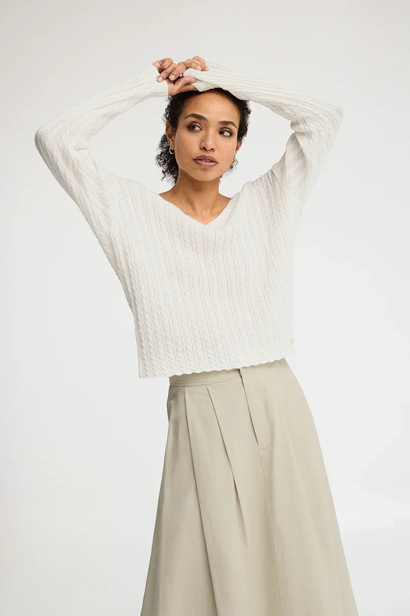2026 New Arrival Nude cable-knit jumper with V-neck and Polo Club logo