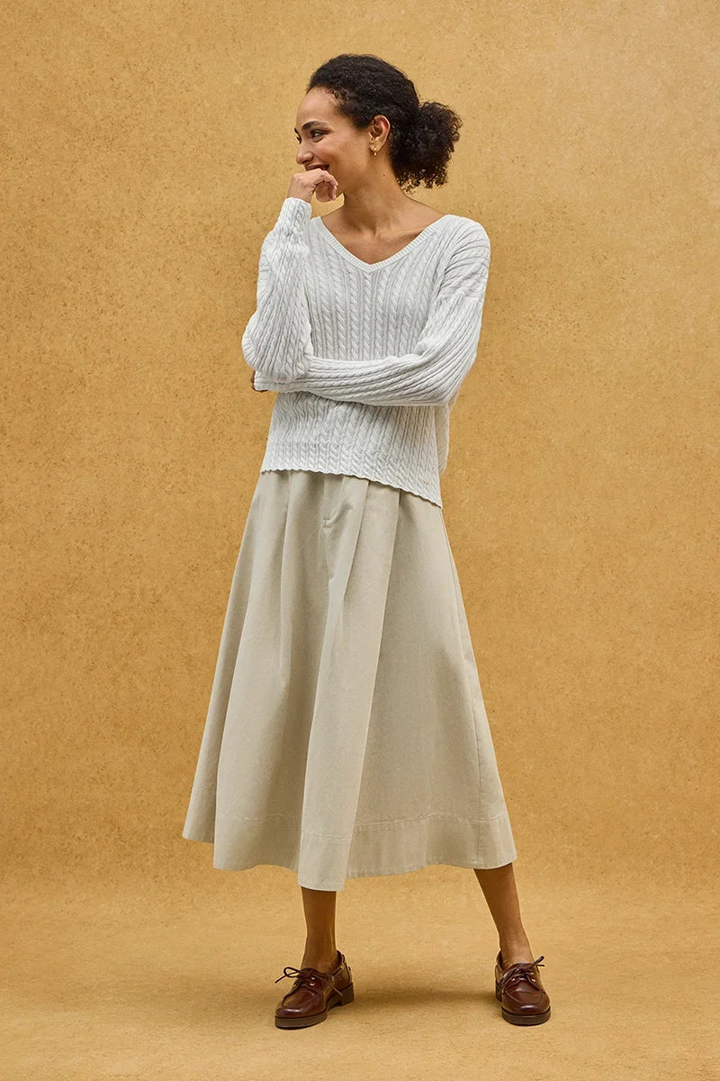 2026 New Arrival Nude cable-knit jumper with V-neck and Polo Club logo