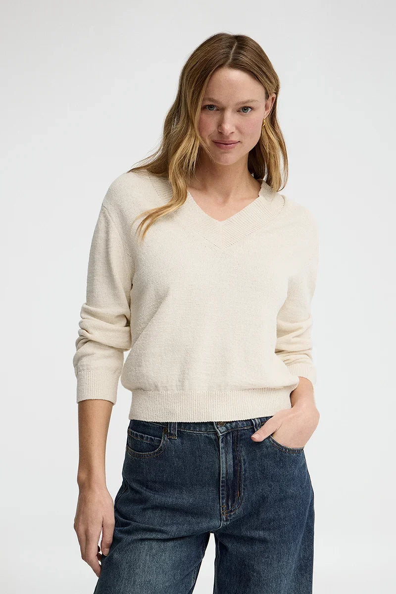 2026 New Arrival Beige rustic-knit jumper with V-neck and Polo Club logo