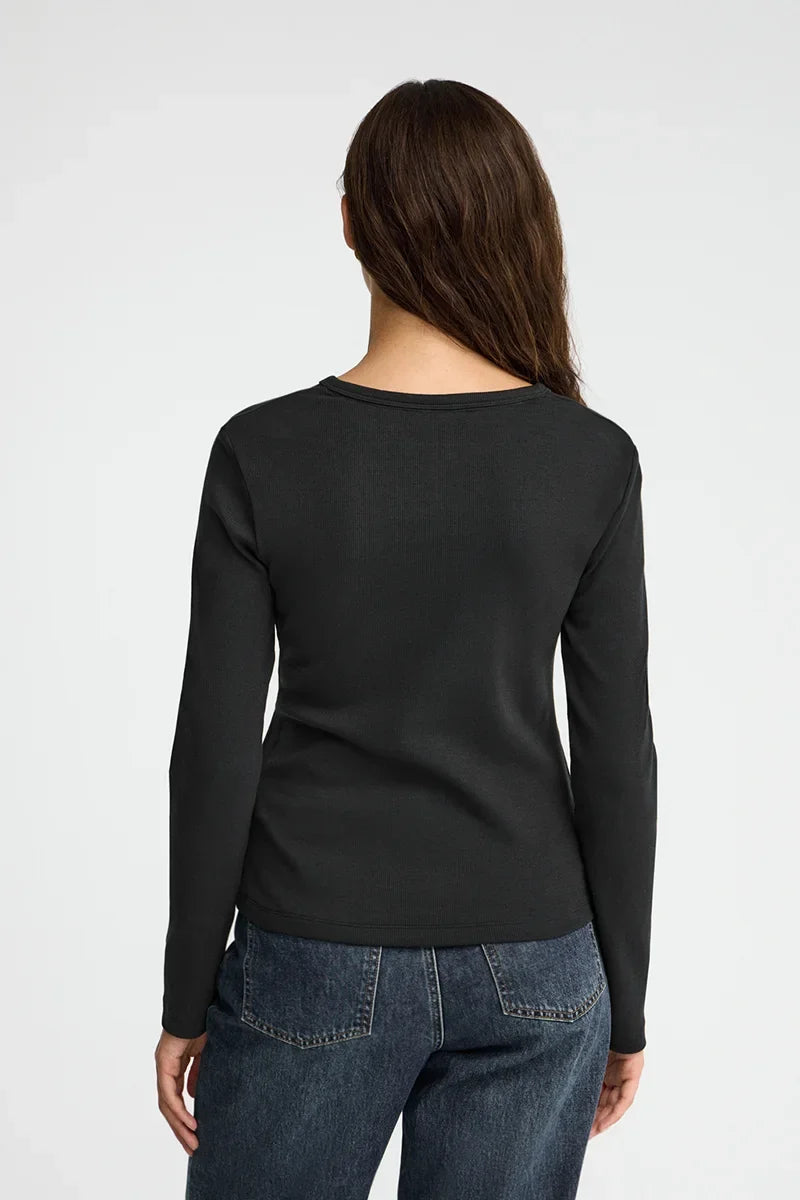 2026 New Arrival Black ribbed Henley T-shirt with Rigby Go embroidery