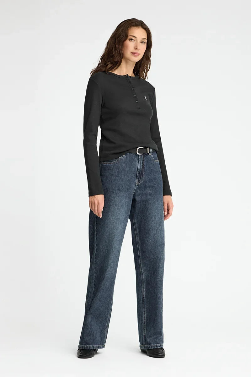 2026 New Arrival Black ribbed Henley T-shirt with Rigby Go embroidery