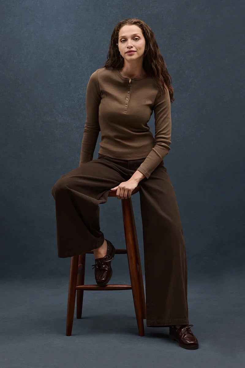 2026 New Arrival Brown ribbed Henley T-shirt with Rigby Go embroidery