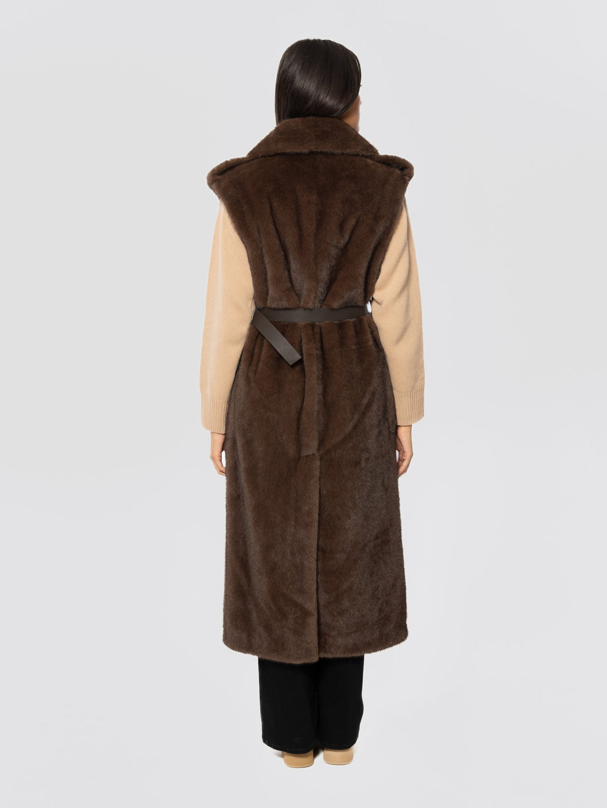 2026 New Arrival Gilet Lungo in Ecopelliccia Marrone