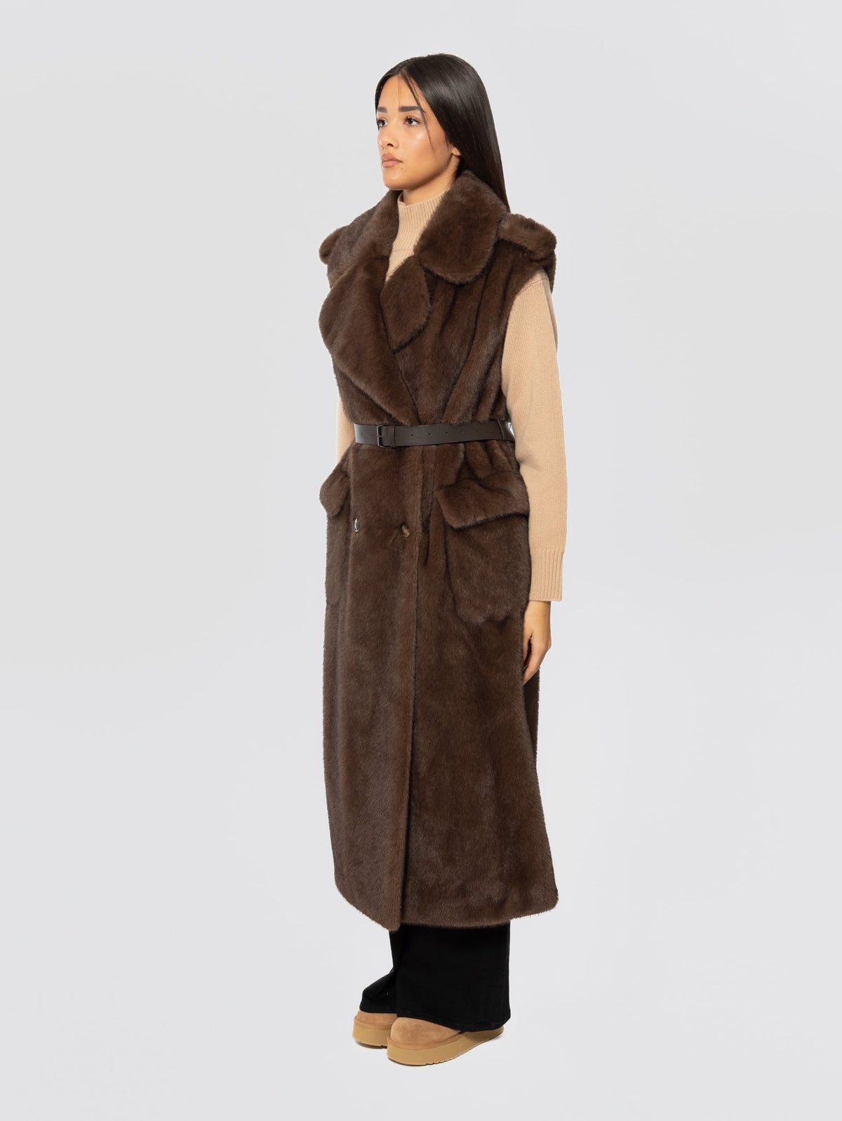 2026 New Arrival Gilet Lungo in Ecopelliccia Marrone