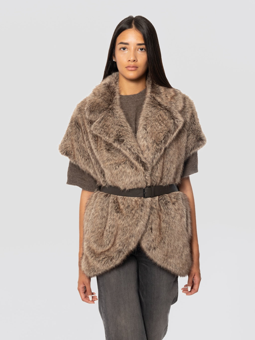 2026 New Arrival Gilet Corto in Ecopelliccia a Pelo Lungo Greige
