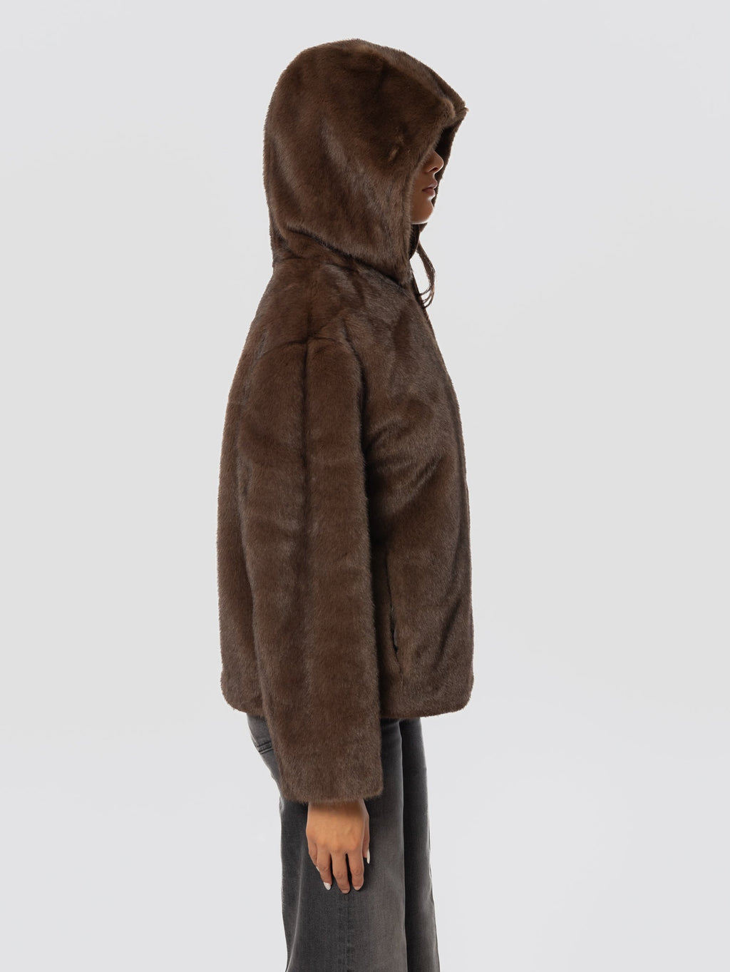 2026 New Arrival Giubbotto in Ecopelliccia con Cappuccio Marrone