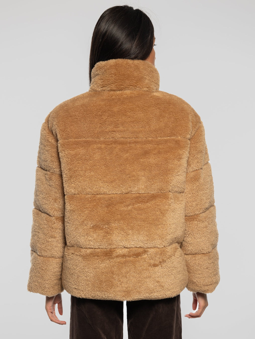 2026 New Arrival Piumino in Pile Emmalyn Cammello