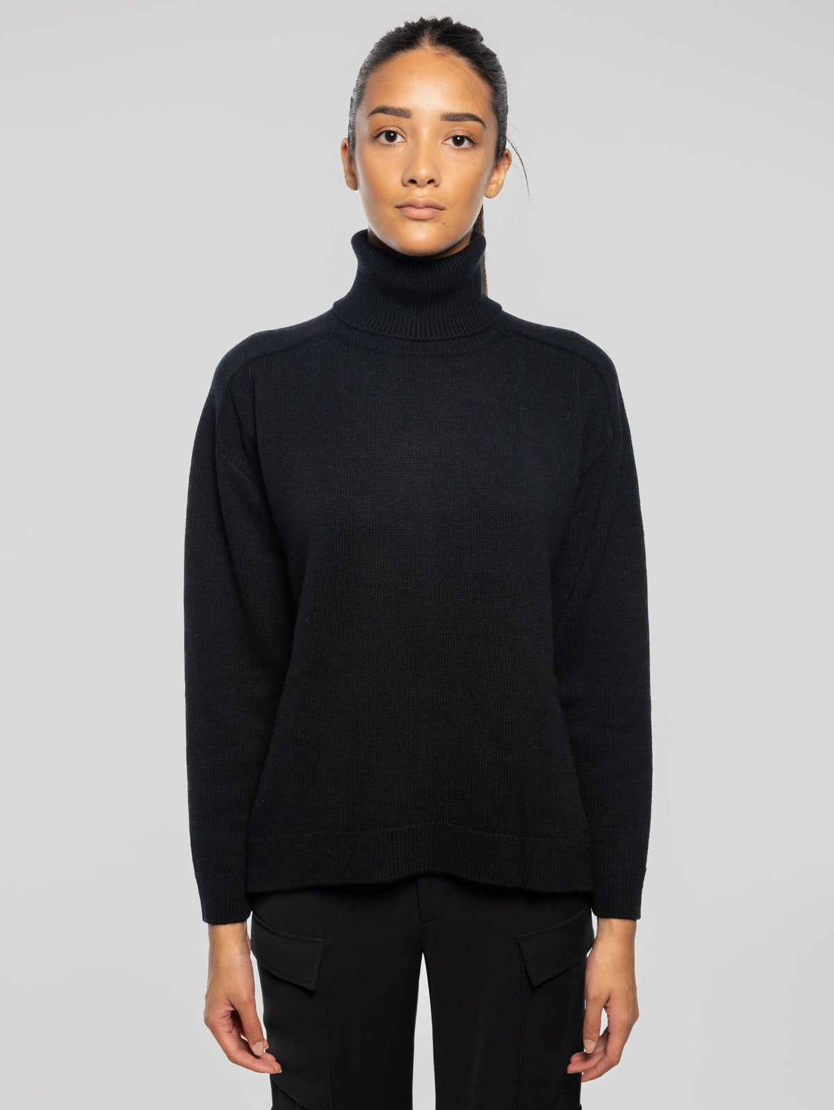 2026 New Arrival Maglia Collo Alto in Lana Nero