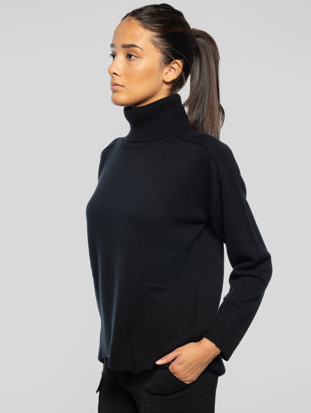 2026 New Arrival Maglia Collo Alto in Lana Nero