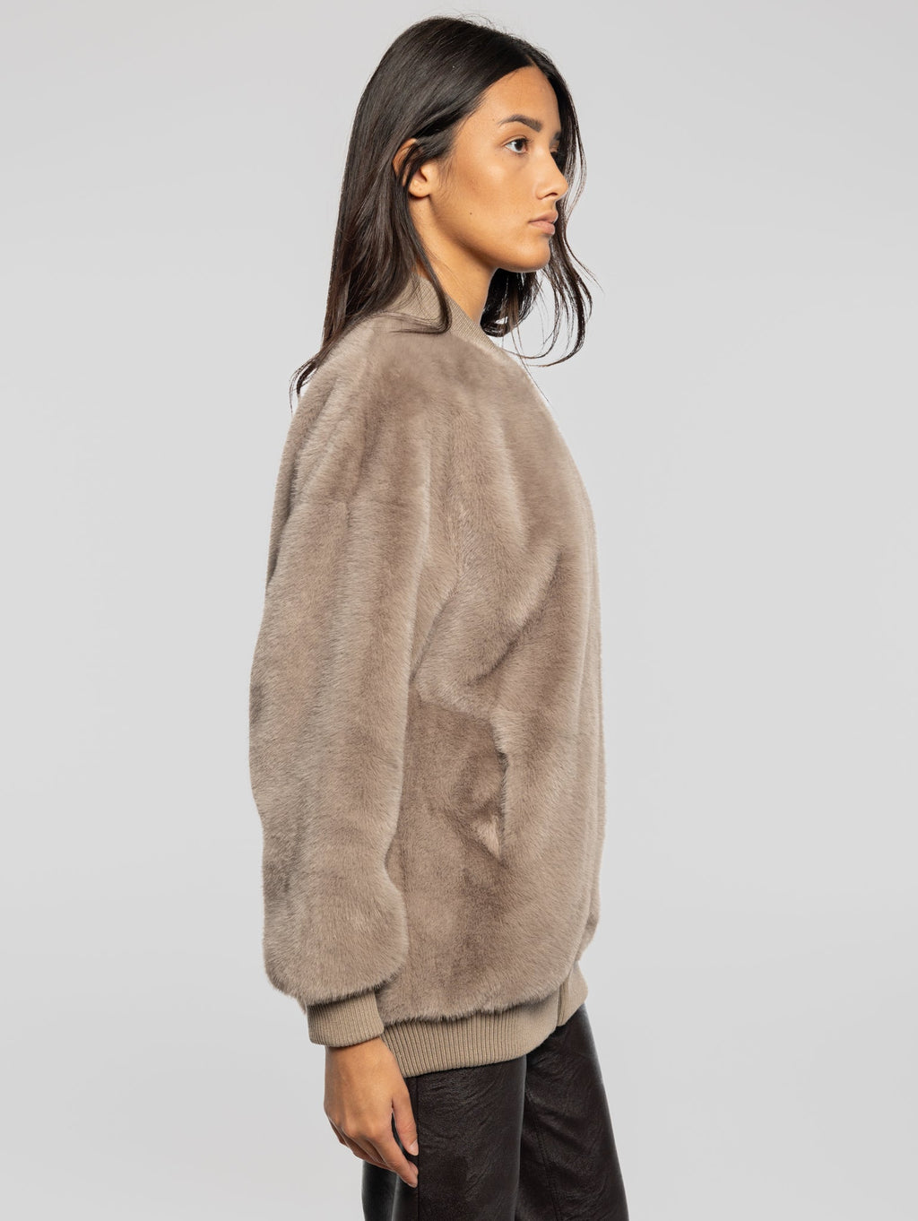 2026 New Arrival Bomber in Ecopelliccia Tortora