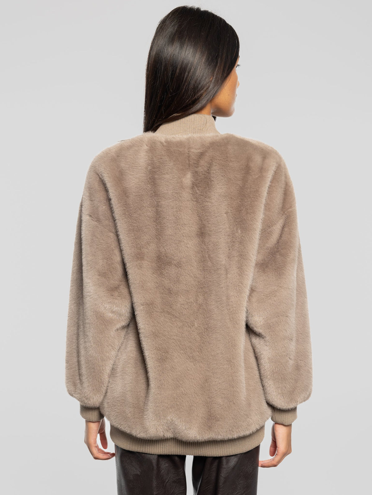 2026 New Arrival Bomber in Ecopelliccia Tortora