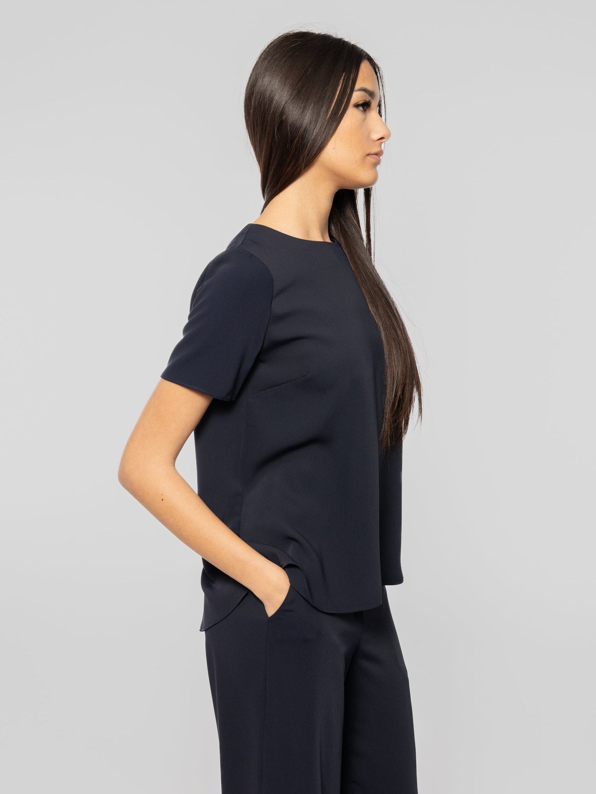 2026 New Arrival Blusa Girocollo con Spacco Posteriore Blu