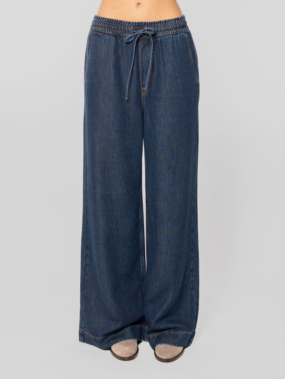 2026 New Arrival Pantaloni in Denim con Coulisse Blu