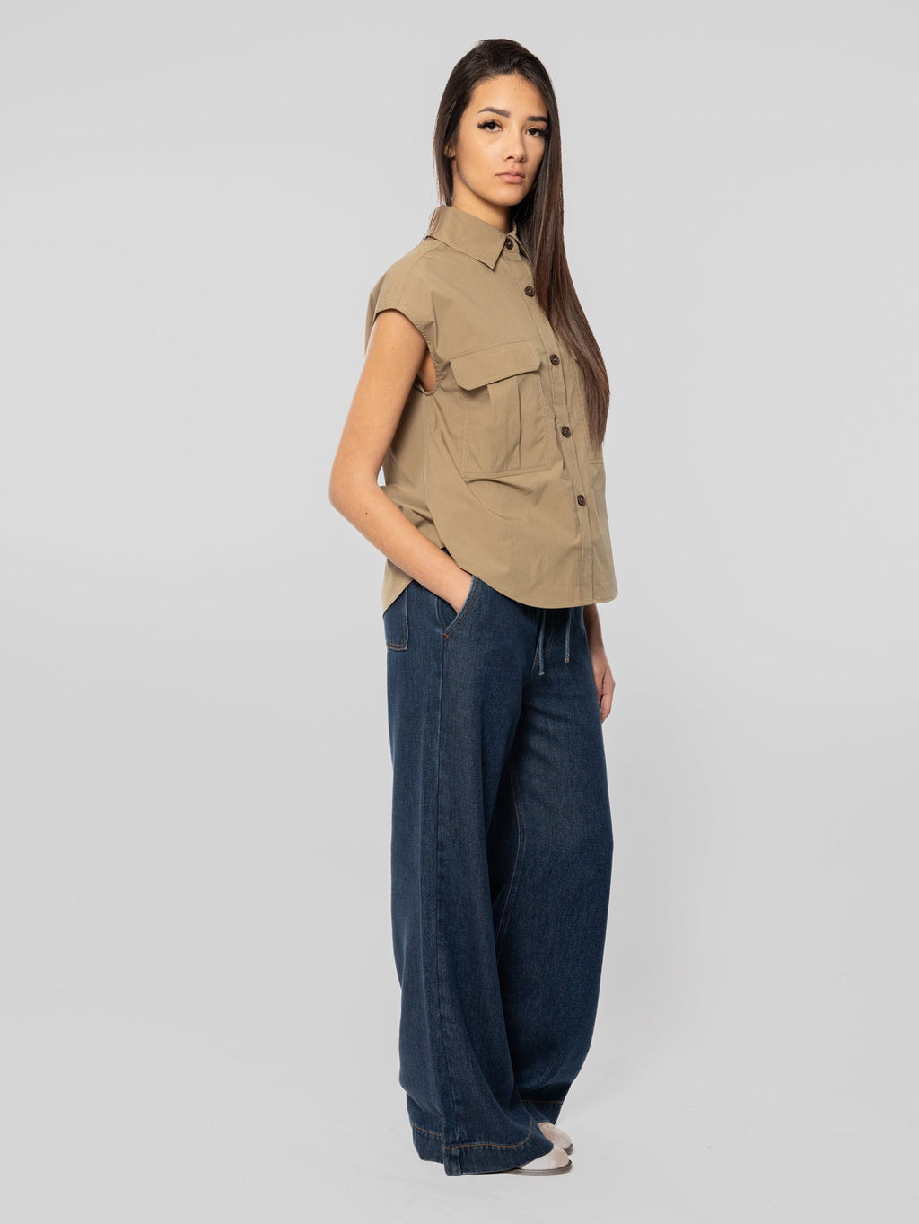 2026 New Arrival Camicia Over con Tasche Applicate Verde