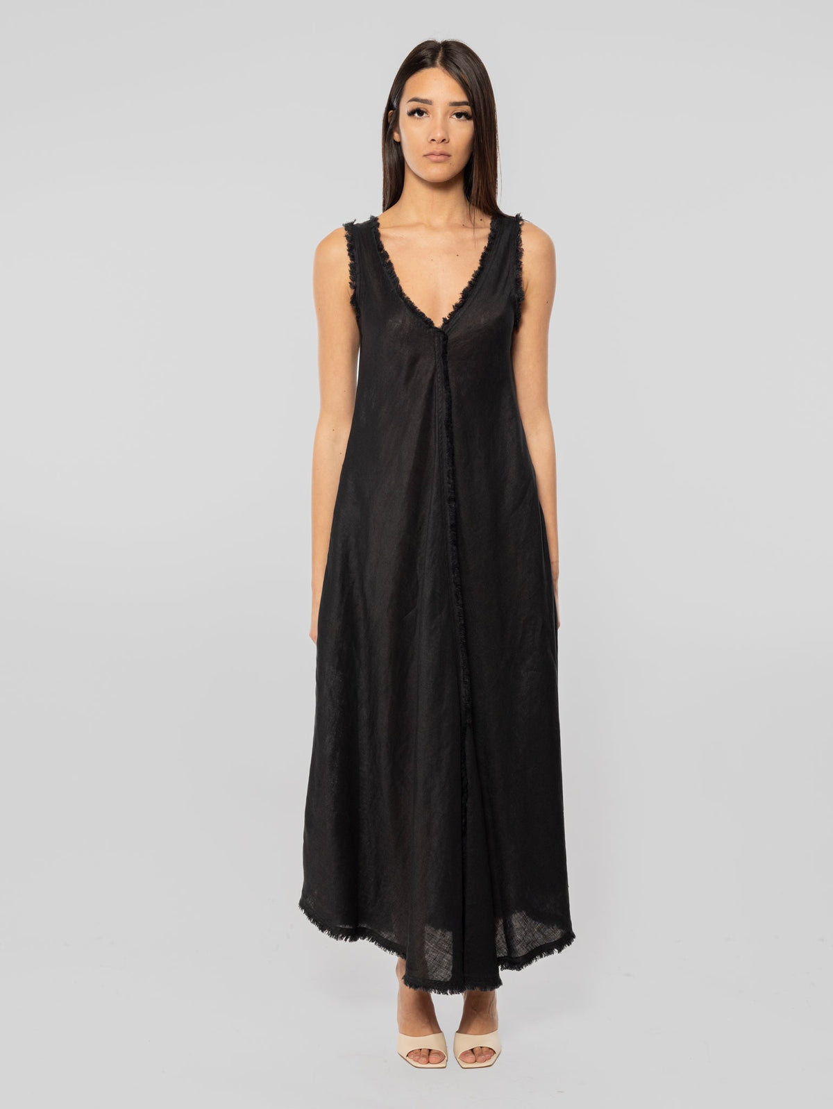 2026 New Arrival Abito in Lino con Scollo a V Nero
