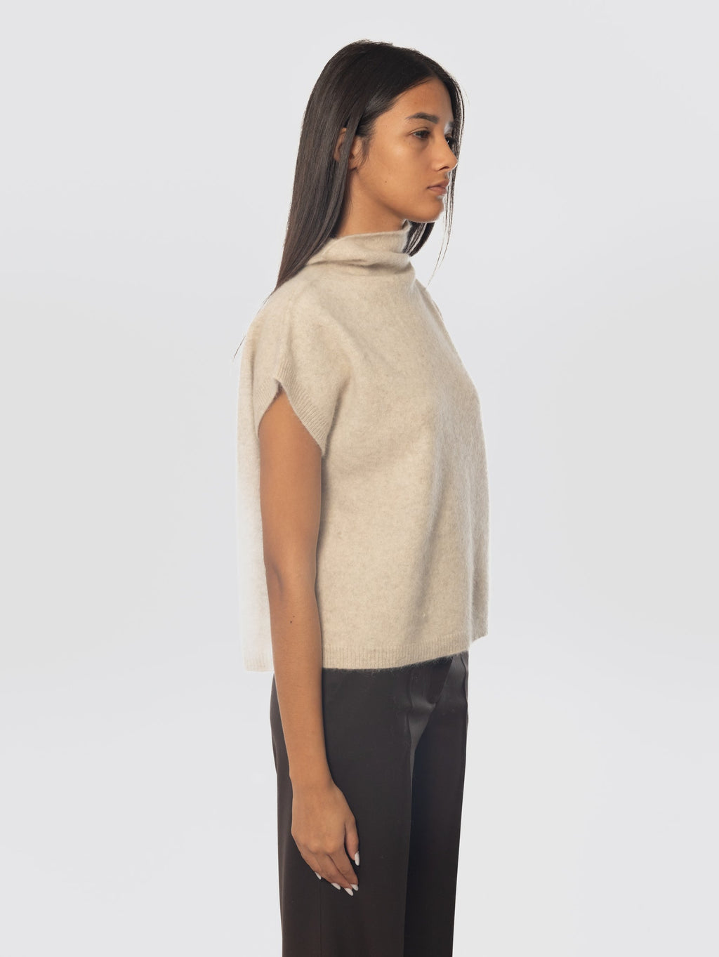 2026 New Arrival Maglia in Racoon con Collo Alto Burro