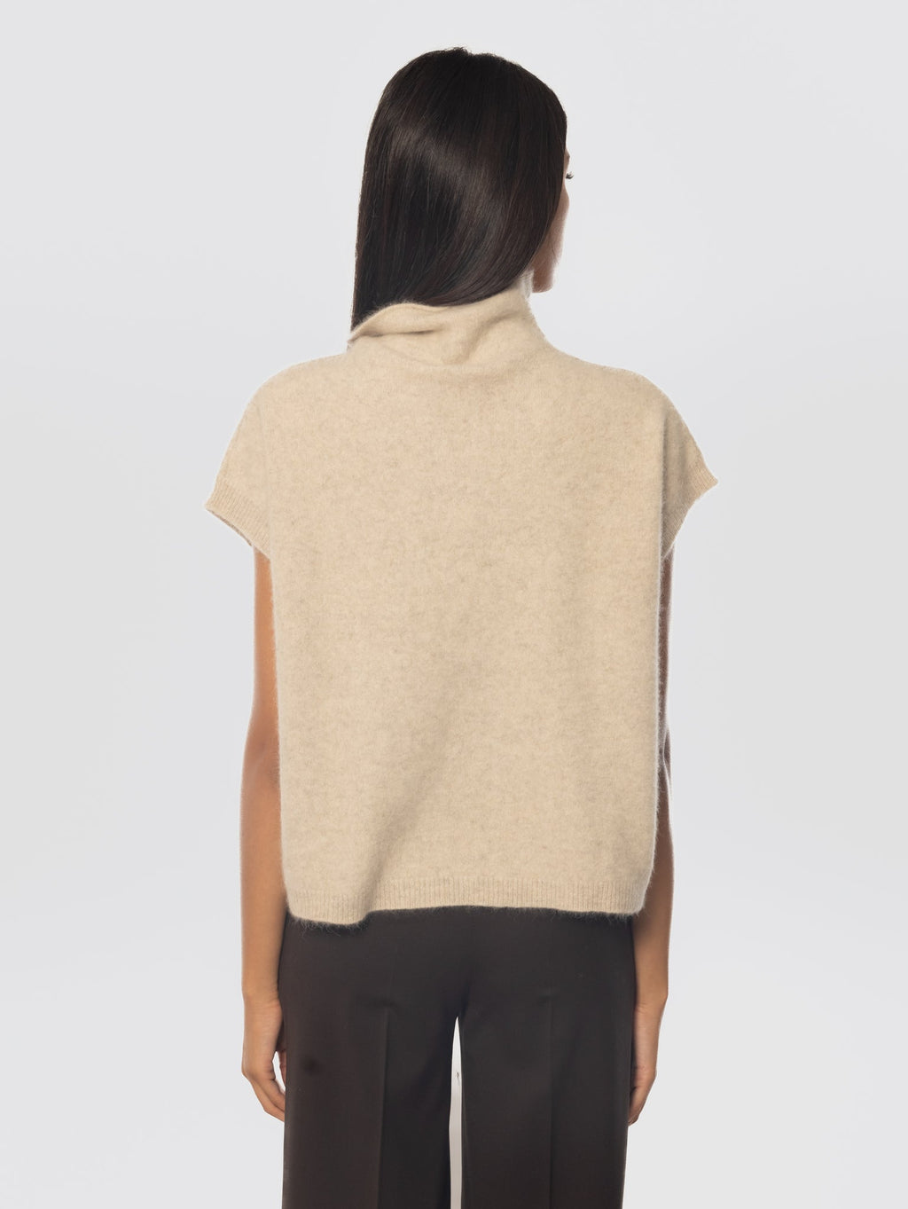 2026 New Arrival Maglia in Racoon con Collo Alto Burro