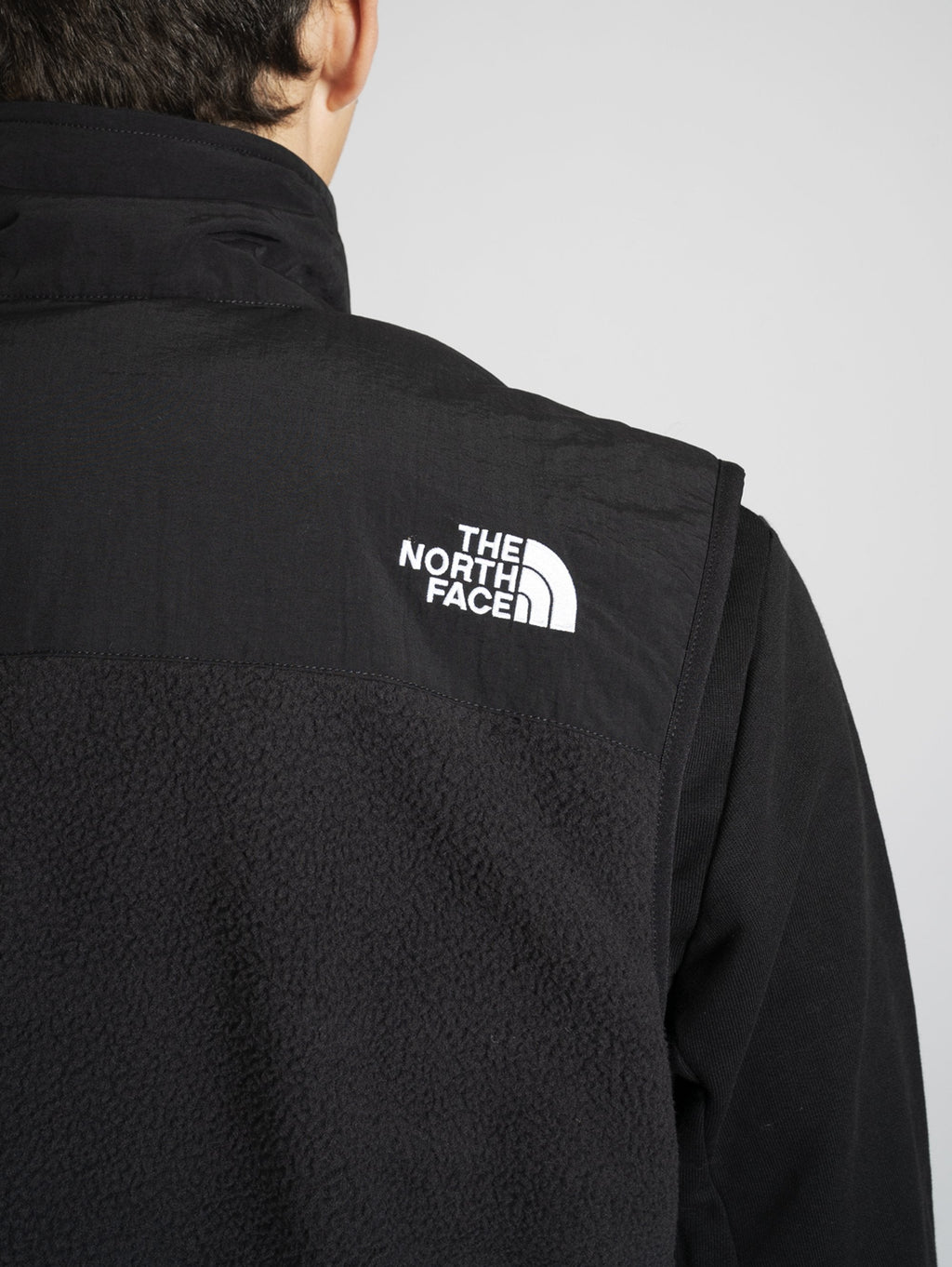 2026 New Arrival Gilet in Pile Nero