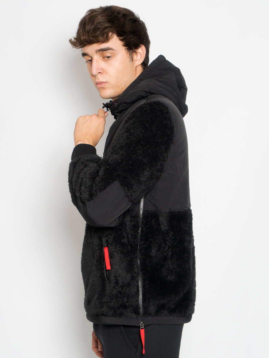 2026 New Arrival Felpa in Pile con Cappuccio e Mezza Zip Nero