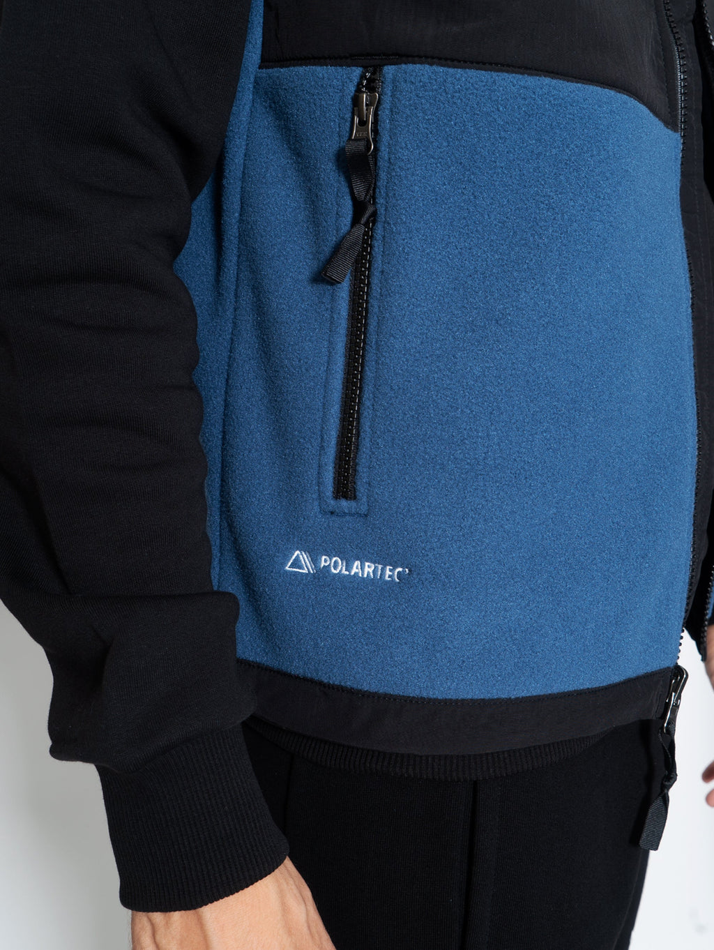 2026 New Arrival Gilet in Pile Blu