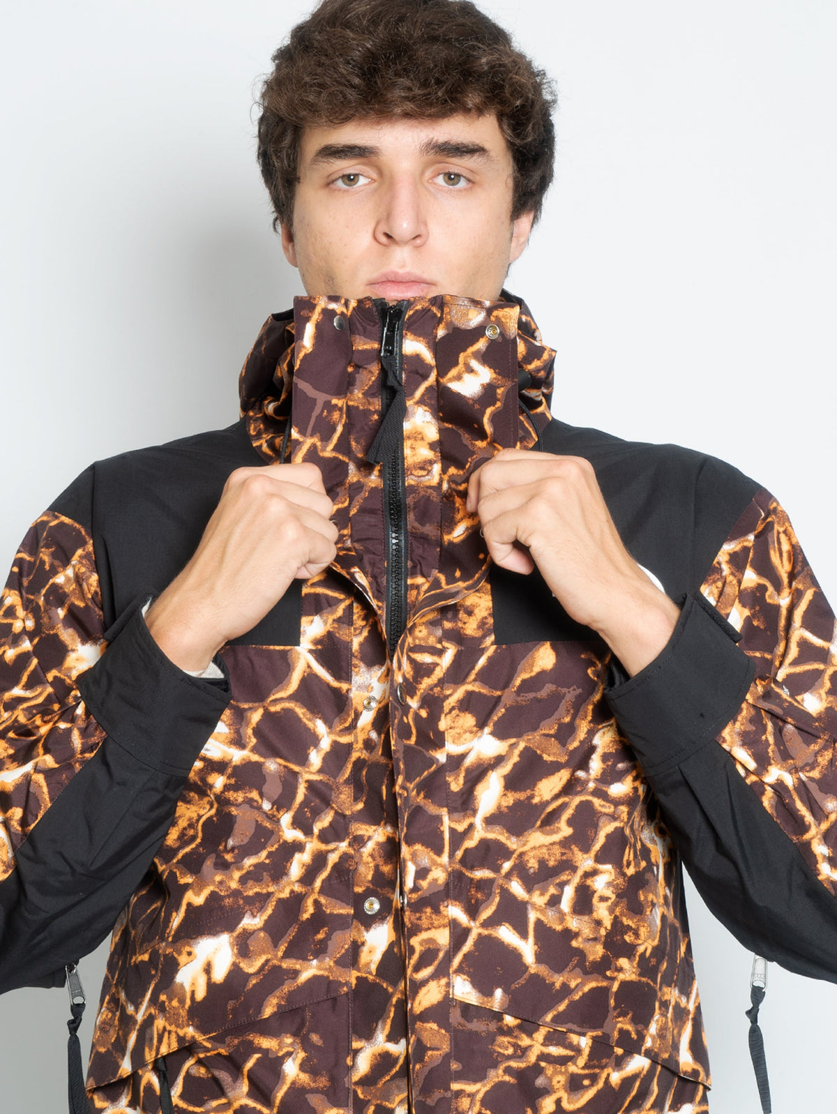 2026 New Arrival Giacca con Cappuccio Retro Mountain Stampa Marrone