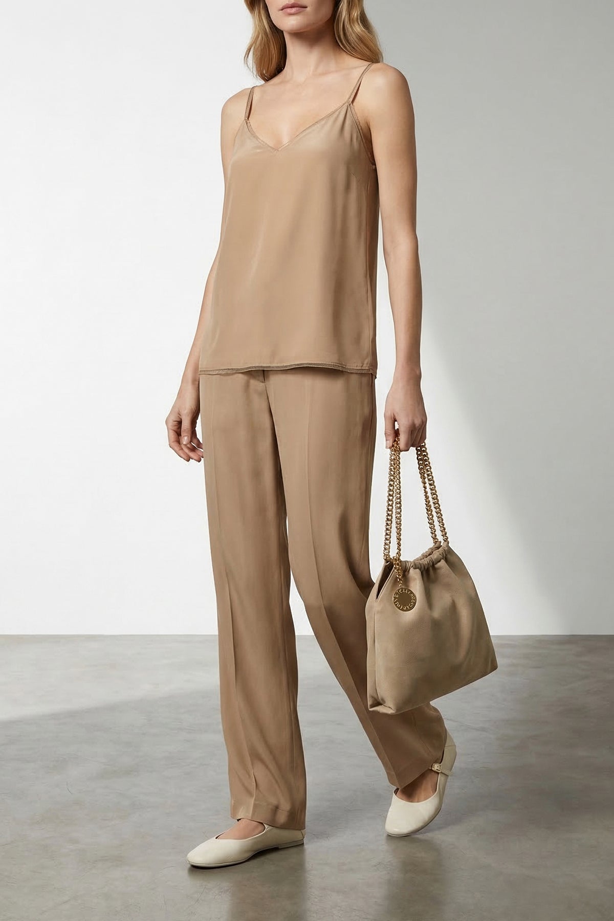 2026 New Arrival falabella drawstring shoulder bag in shaggy deer