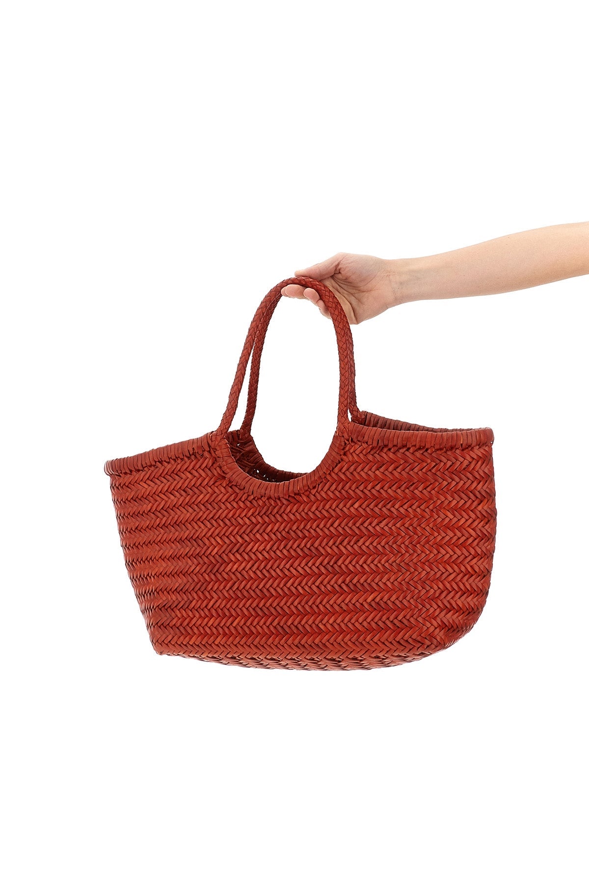 2026 New Arrival nantucket large hand-woven buffalo leather shoulder bag characterized by baske