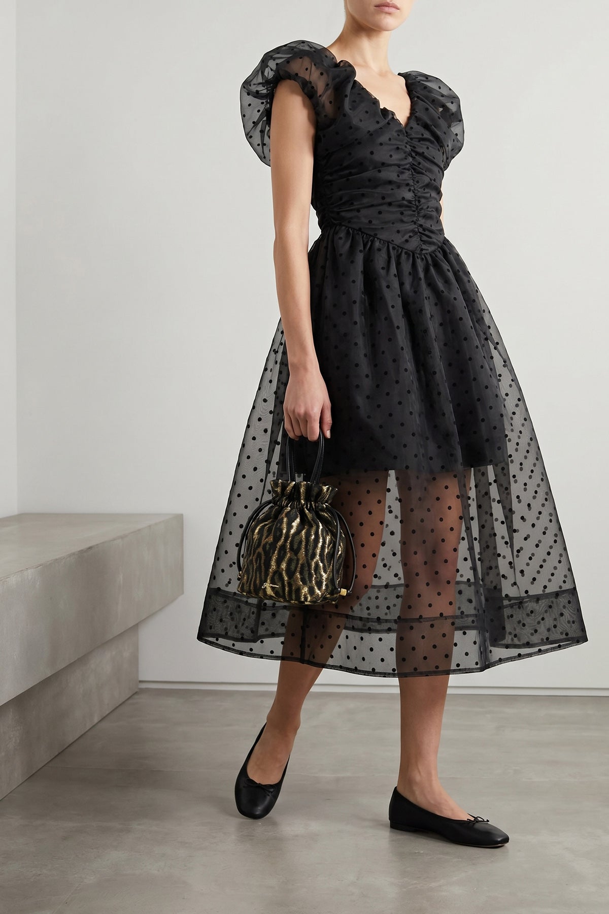 2026 New Arrival metallic bou bucket pouch in jacquard
