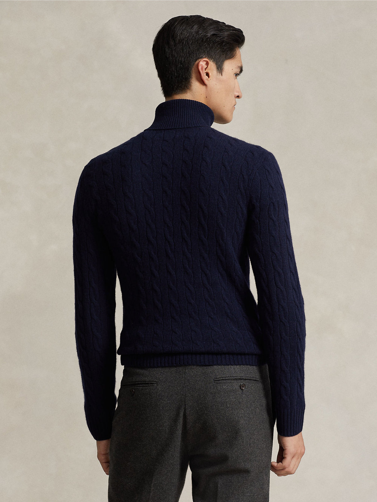 2026 New Arrival Maglia Collo Alto a Trecce Blu