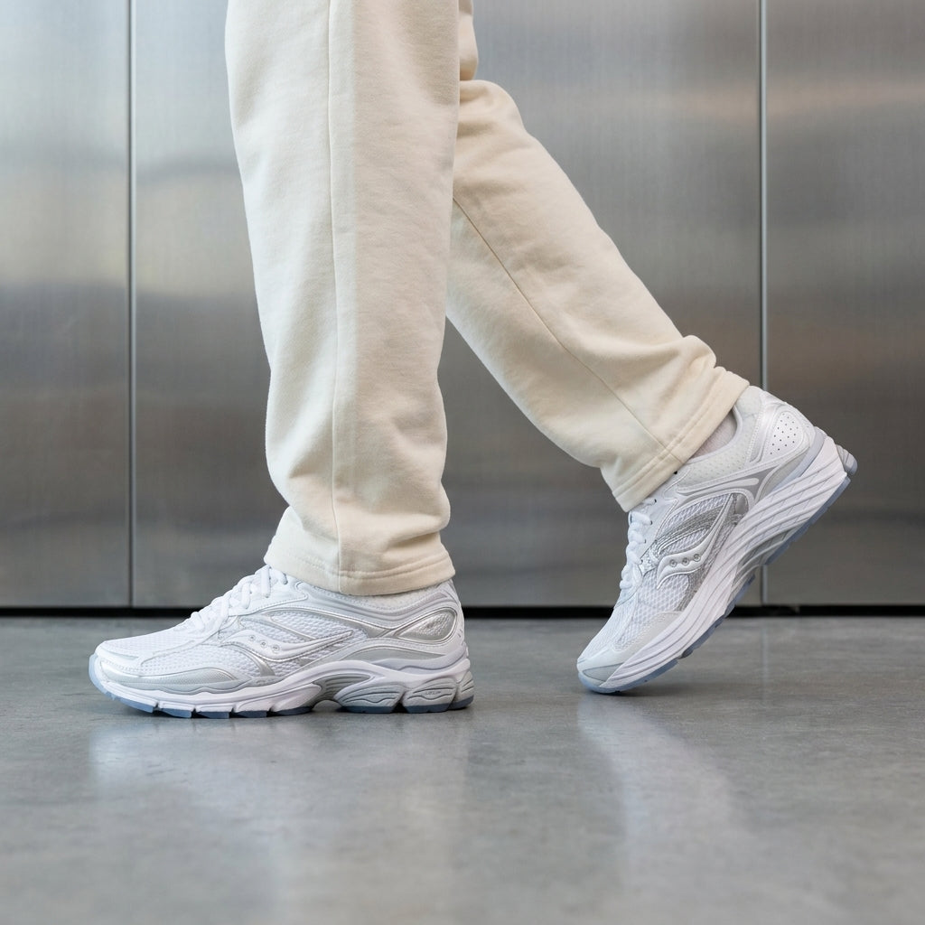 2026 New Arrival Saucony ProGrid Omni 9 'White Silver'