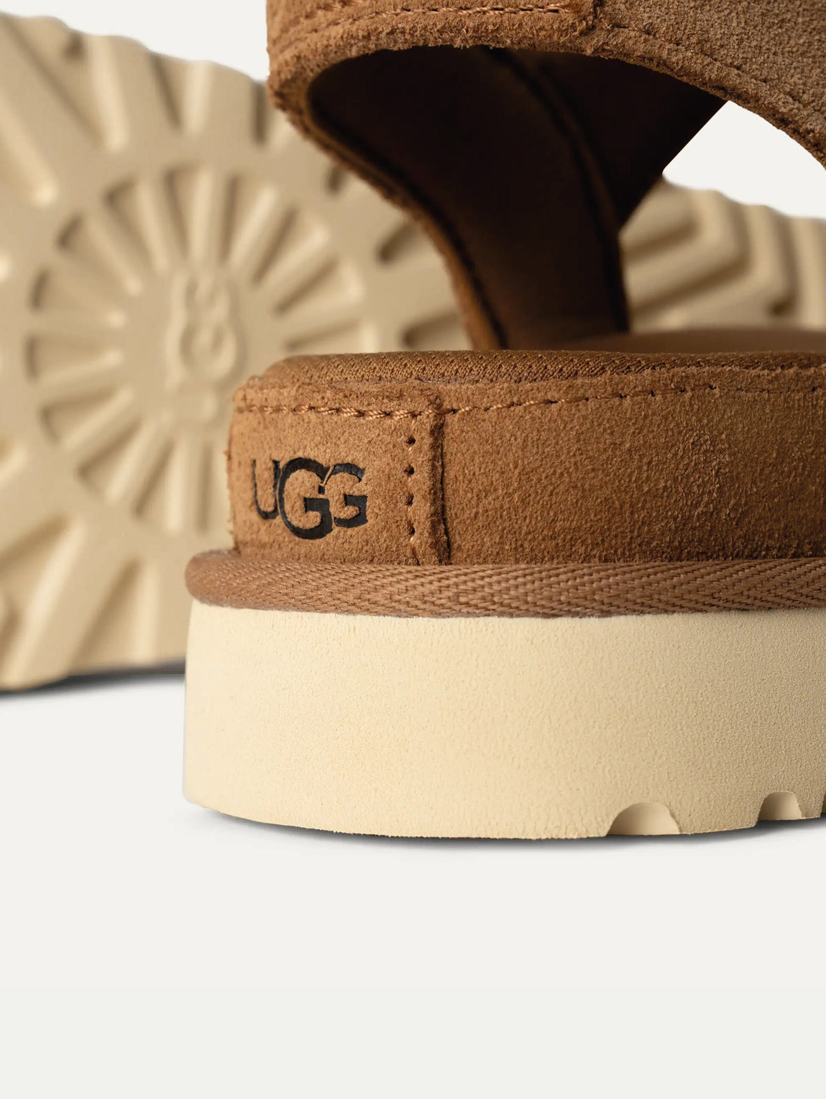 2026 New Arrival Sandali in Pelle Scamosciata GoldenStar Castagna